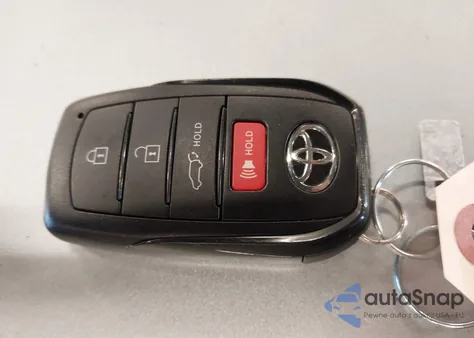 2023 Toyota Corolla Cross Xle from USA, damaged, VIN 7MUDAABG1PV067413